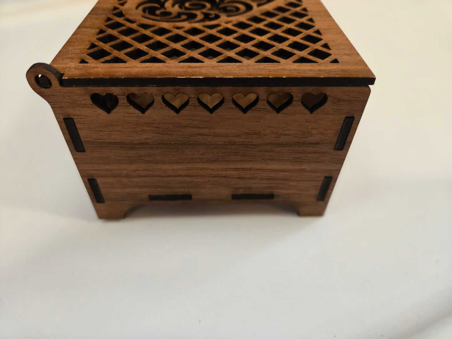 Heart cut-out keepsake box