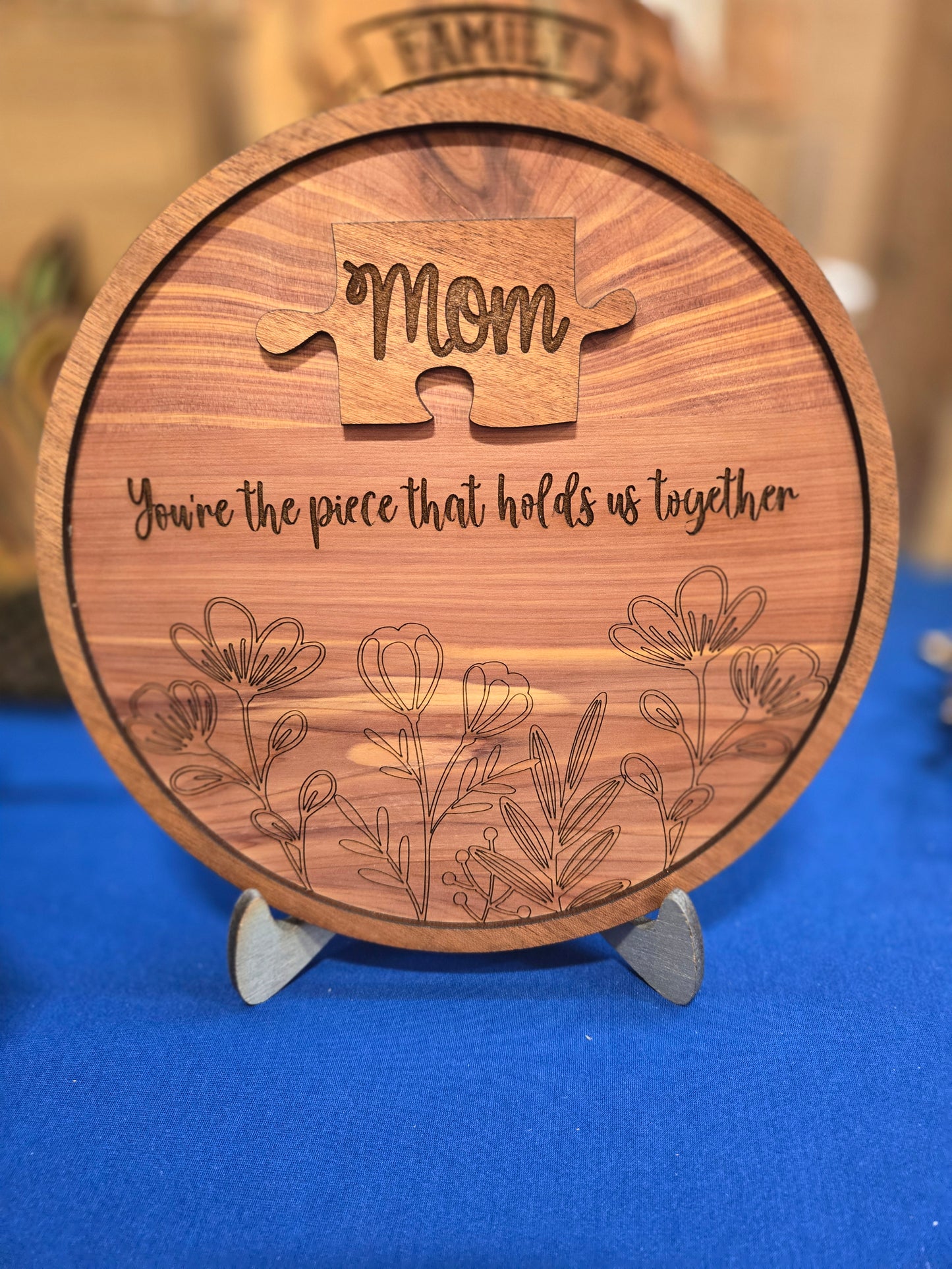 "Mom" puzzle piece plate/ wall hanging.